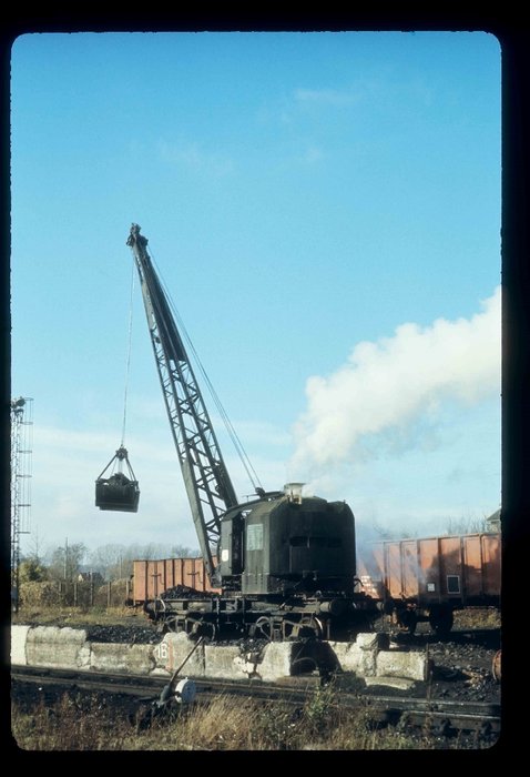 Grue Bondy à vapeur, Beaumont Dépôt Nov 70 01.jpg