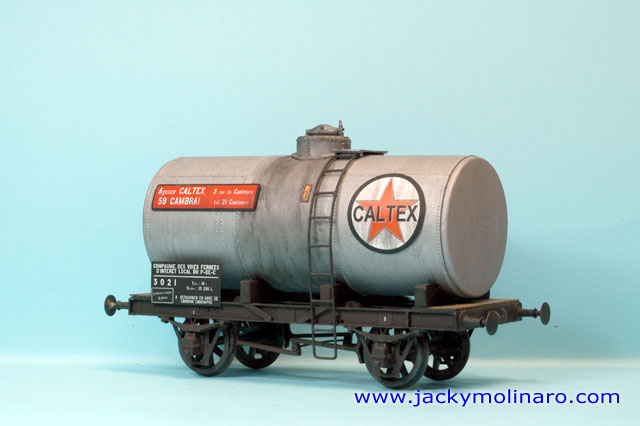 Citerne Caltex 14 tonnes pt.jpg