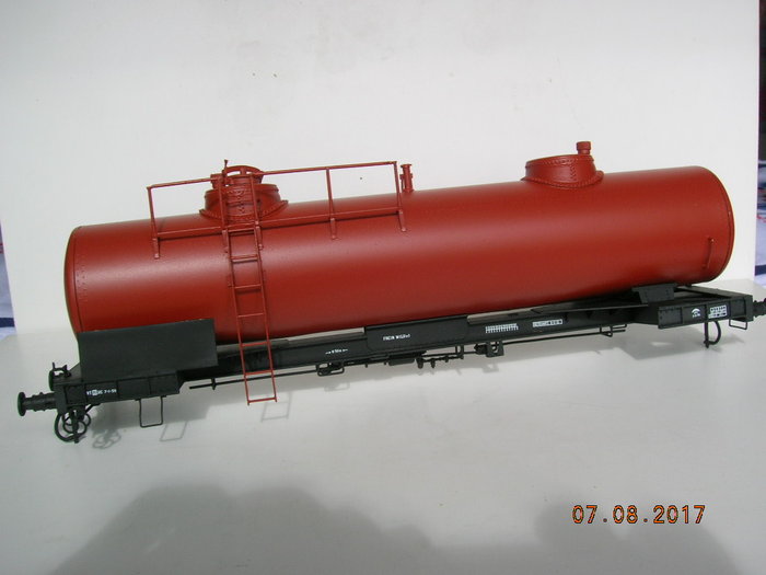 esso rouge appret  en cours  de marquage