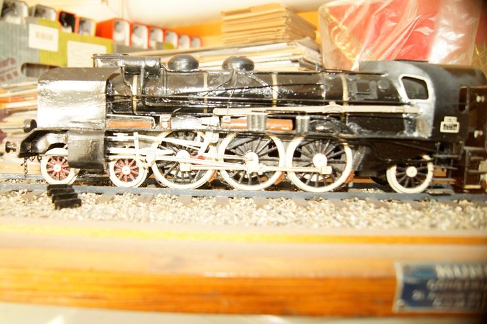 Loco 2.jpg