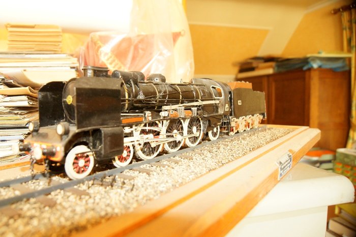 Loco3.jpg