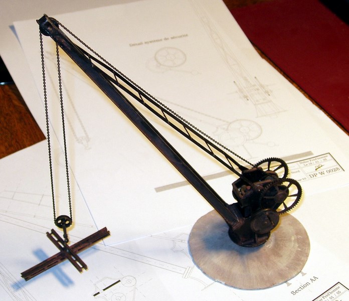 grue de quai 008 [origine].jpg