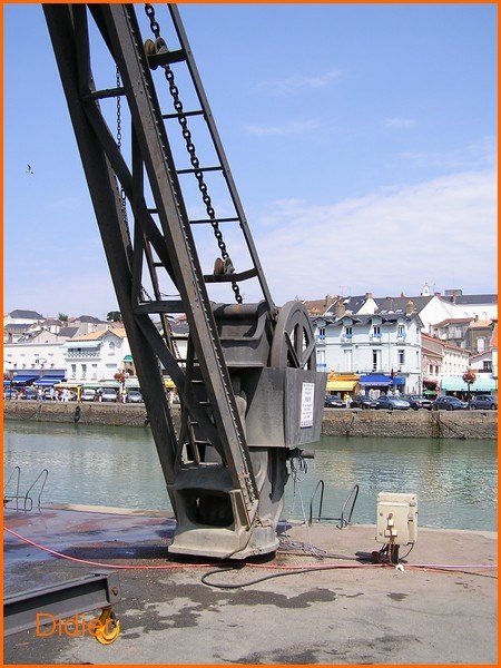 Grue de quai ex etat6 [origine].jpg