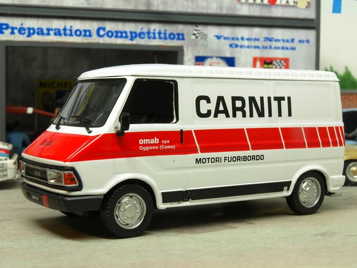 FIAT 242 CARNITI.jpg