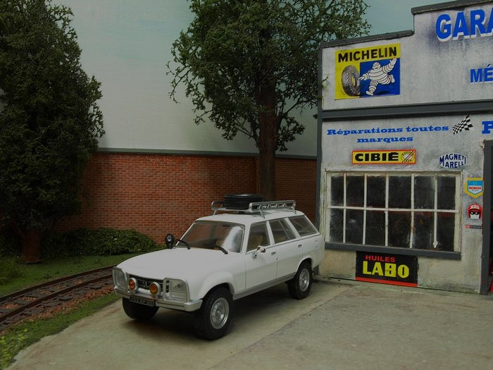 Peugeot 504 4x4 Dangel 001.JPG