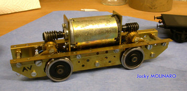 Loco ANF châssis.jpg