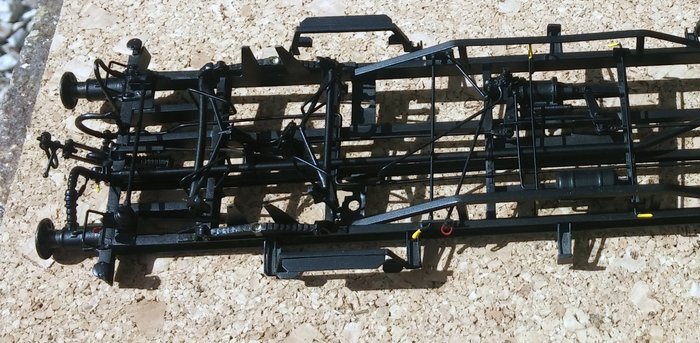 Chassis-1.jpg