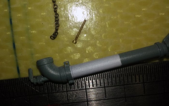 Comment poser une chaine de 0.35 mm dans une feuillure de 0.5 ?