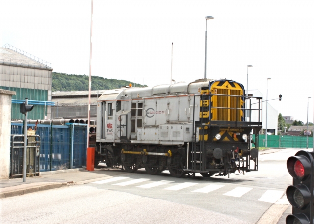 Class 08-en France chez Vallourec à Déville-lé-Rouen en 2009 en livrée EWS.jpg