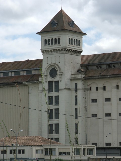 Grands moulins Bordeaux.jpg