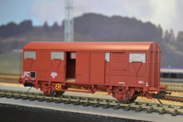 Wagon couvert GS 4 1.jpg