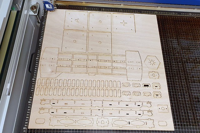 Lasercut-02.jpg