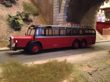 autocar Mercedes 004_PhotoRedukto.jpg