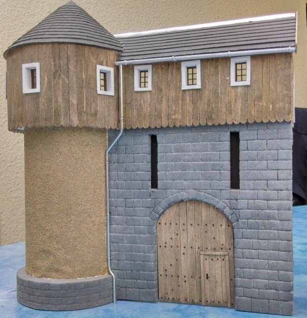 Porte médiévale 6.jpg