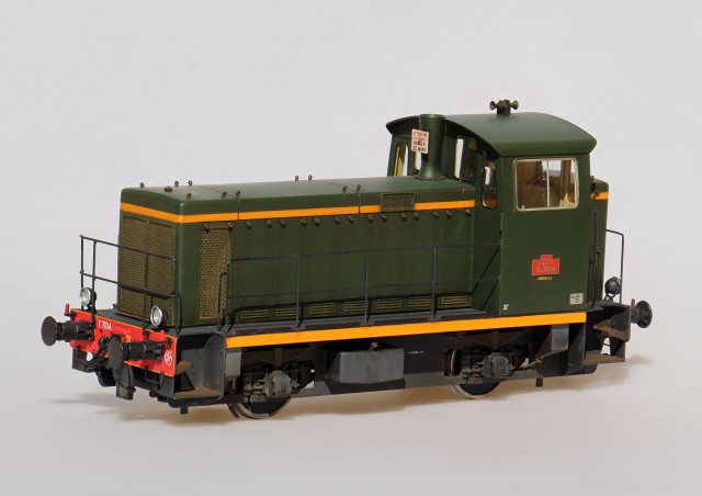 Y 7104 11.jpg