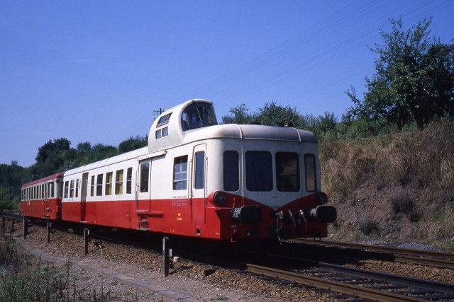 jhm-1981-2020---f-sncf-autorail-3800-picasso-bourges-montluon_7123753753_o.jpg