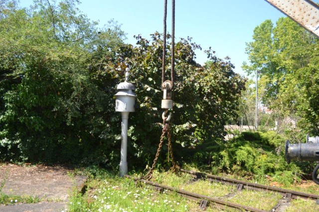 Une petite grue à Montluçon (6).jpg