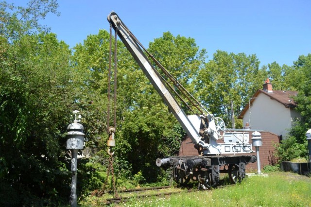 Une petite grue à Montluçon (7).jpg