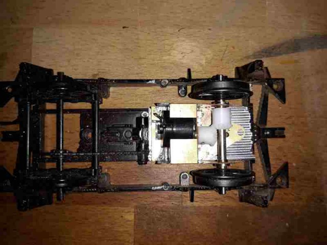 1 Antrieb Moog.jpg