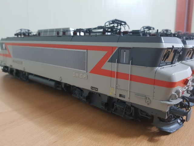 BB 22200 (8).jpg