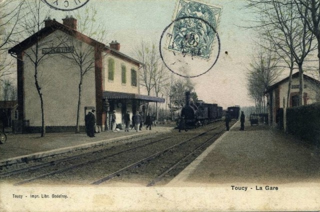 Gare de Toucy-Ville