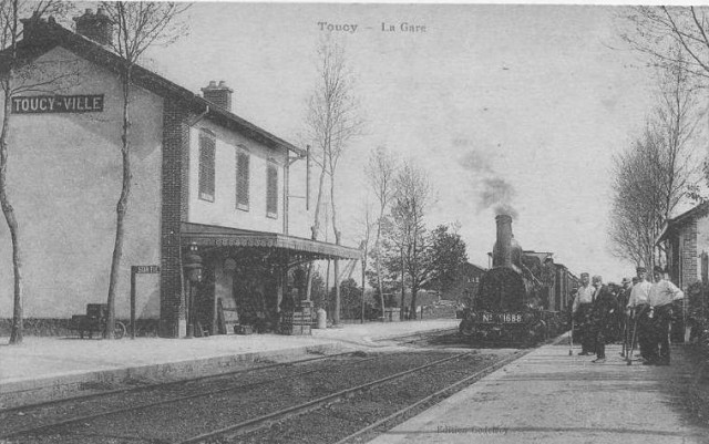 Gare de Toucy-Ville