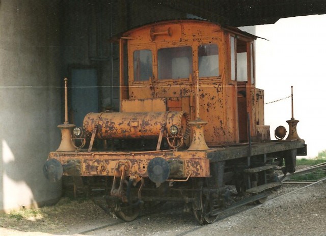 Coulanges sur Yonne mai 1996 Yoyo Berliet 002.jpg