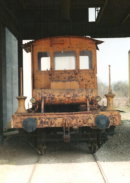 Coulanges sur Yonne mai 1996 Yoyo Berliet 003.jpg