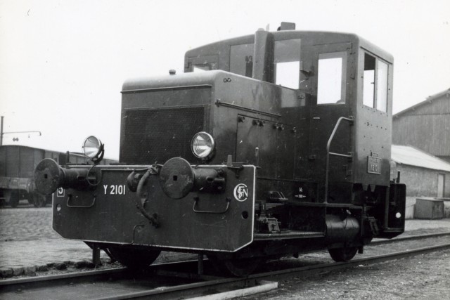 Y 2101.jpg