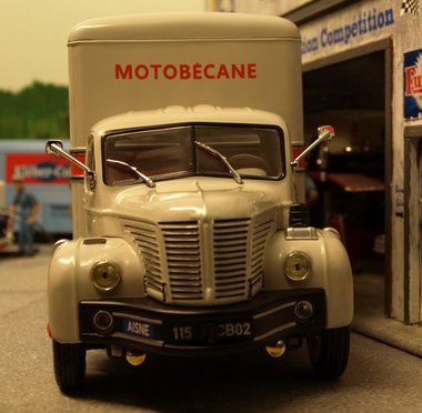 BERLIET MOTOBECANE 005.JPG