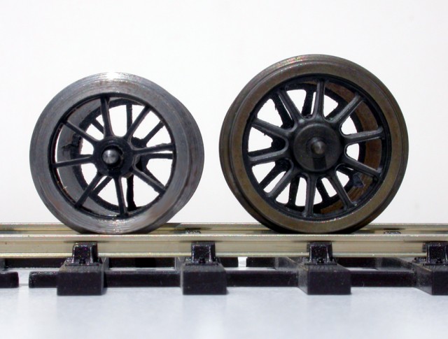 Roues gauche Slater+ droite Haxow.jpg