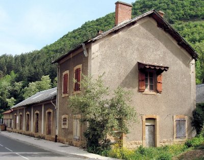 vue vers l'ouest de l'entrée en gare (actuellement terrain de pétanque)