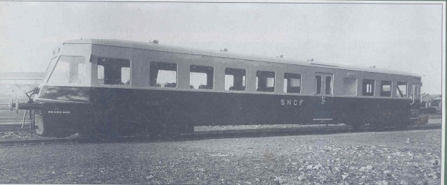adn  (le train).jpg