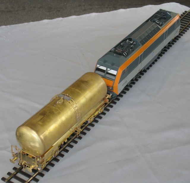 BB 26000 + citerne ANF.JPG
