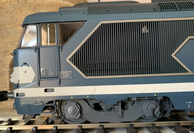 Radiateur BB67009 AVANT.jpg