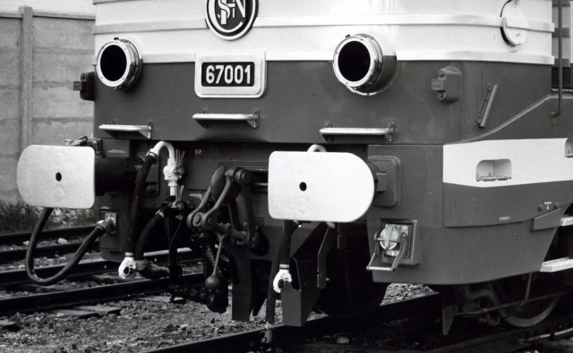 BB 67001 (4).jpg