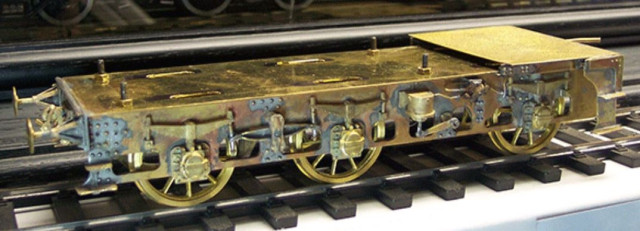 tender 23A_châssis complet (2).JPG