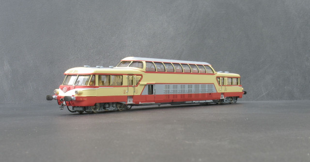 X 4206 Brassline (8).jpg