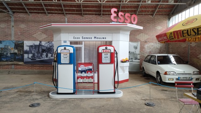 Station service (1).jpg