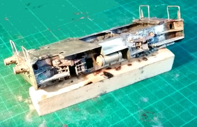 chassis 13.jpg