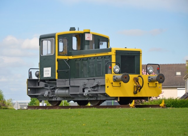 Locotracteur_Y5100_Longueau.jpg