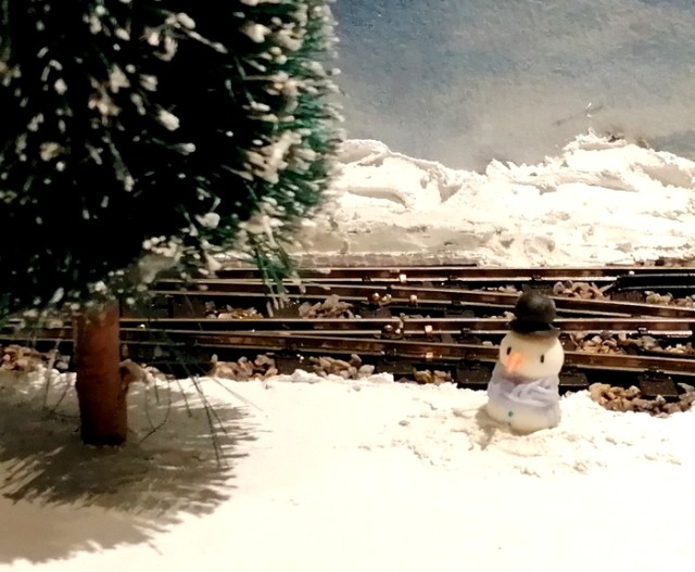 bonhomme bleu.jpg