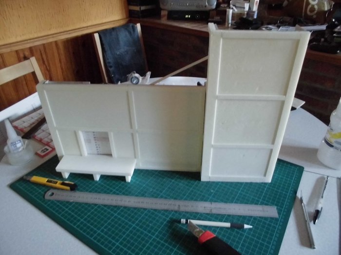 L'ensemble est terminé et assemblé, pret pour la peinture et la patine.