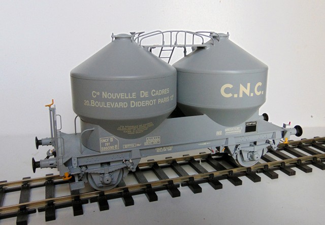 Wagon ciment à 2 silos CNC Jary-1-3w.jpg