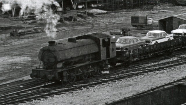 030T Saddle Tank 1768 - Copie.jpg