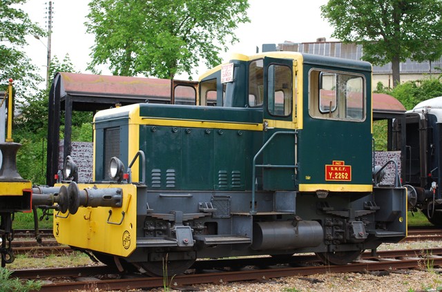 Y2262 Pacy 08-2010 -2w.jpg