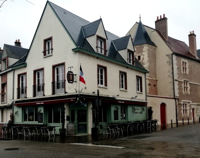 antre amis gien.jpg