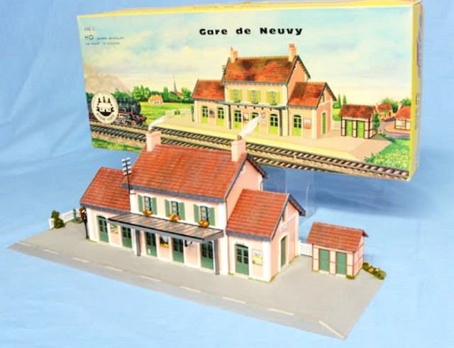gare neuvy.jpg