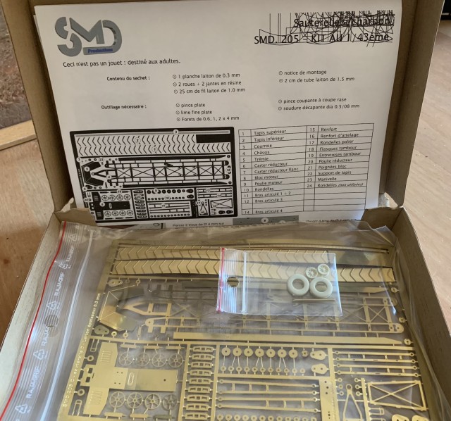 sauterelle SMD.jpg