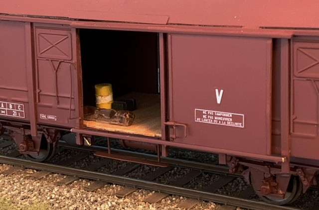 CMF Di Stuardi (Aldo), détail du couvert